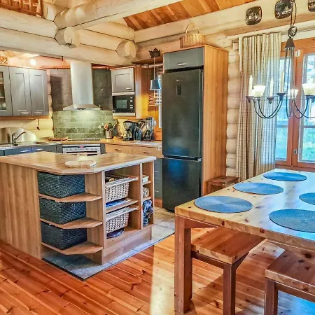Pyoeroepirtti By Interhome Hattusaari